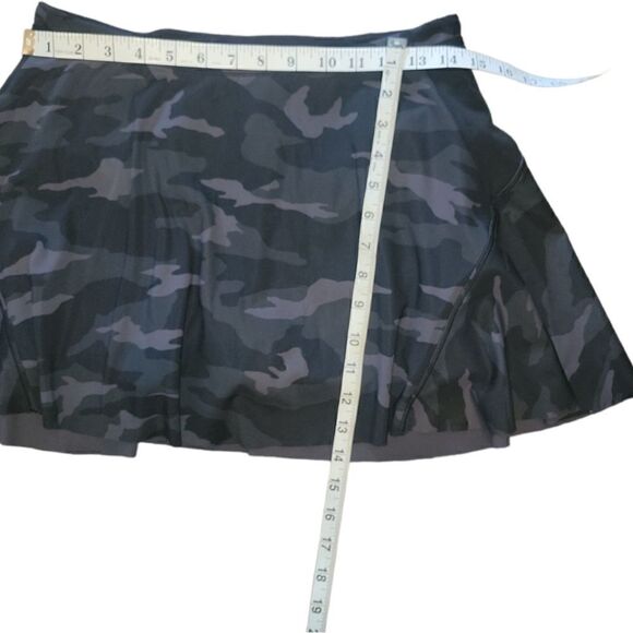 Athleta Match Point Skort Tennis Golf Athetic Skirt Black Camo S - Picture 8 of 11